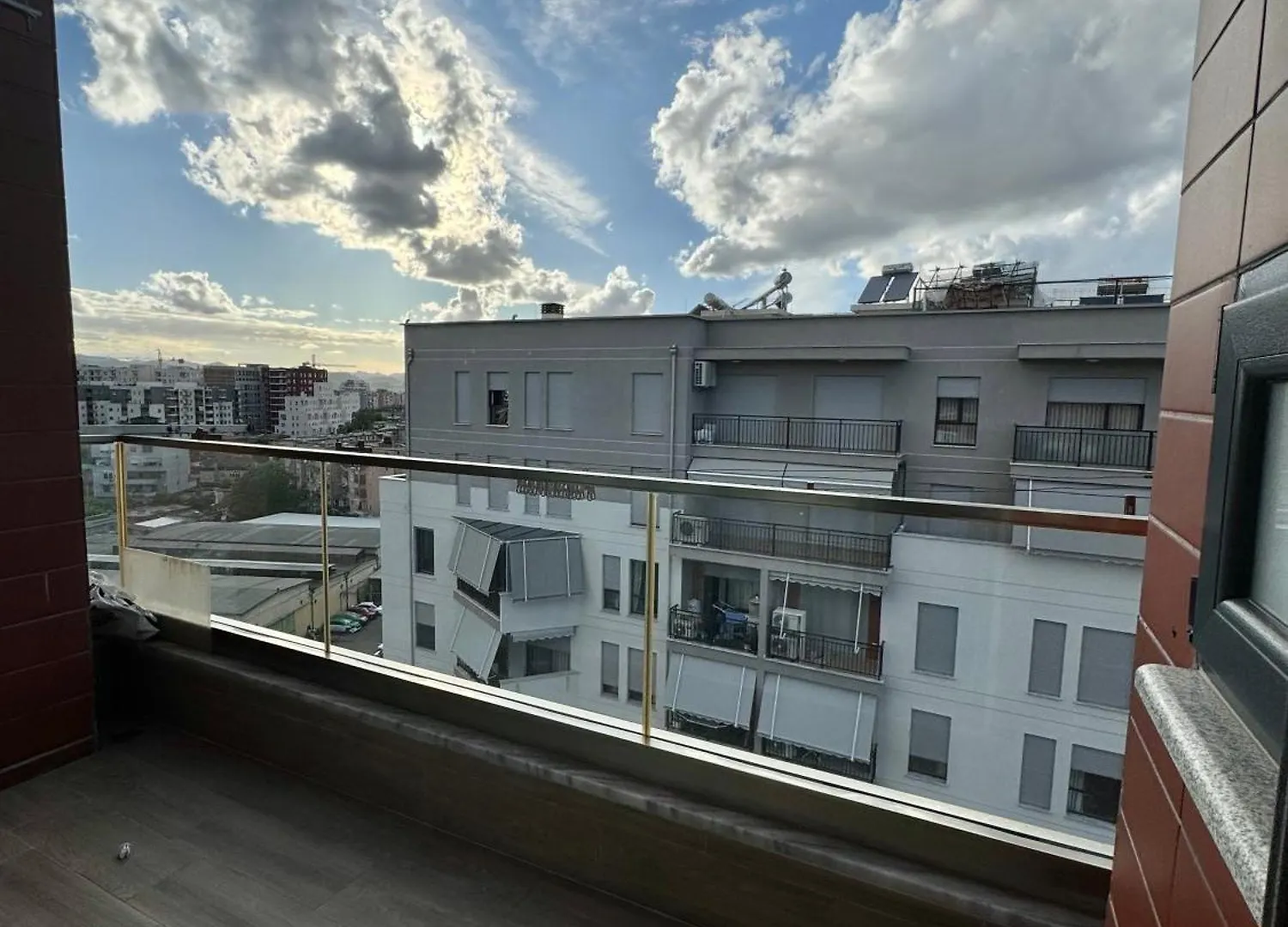 Tirana Apartamant 2 Bedroom Albania